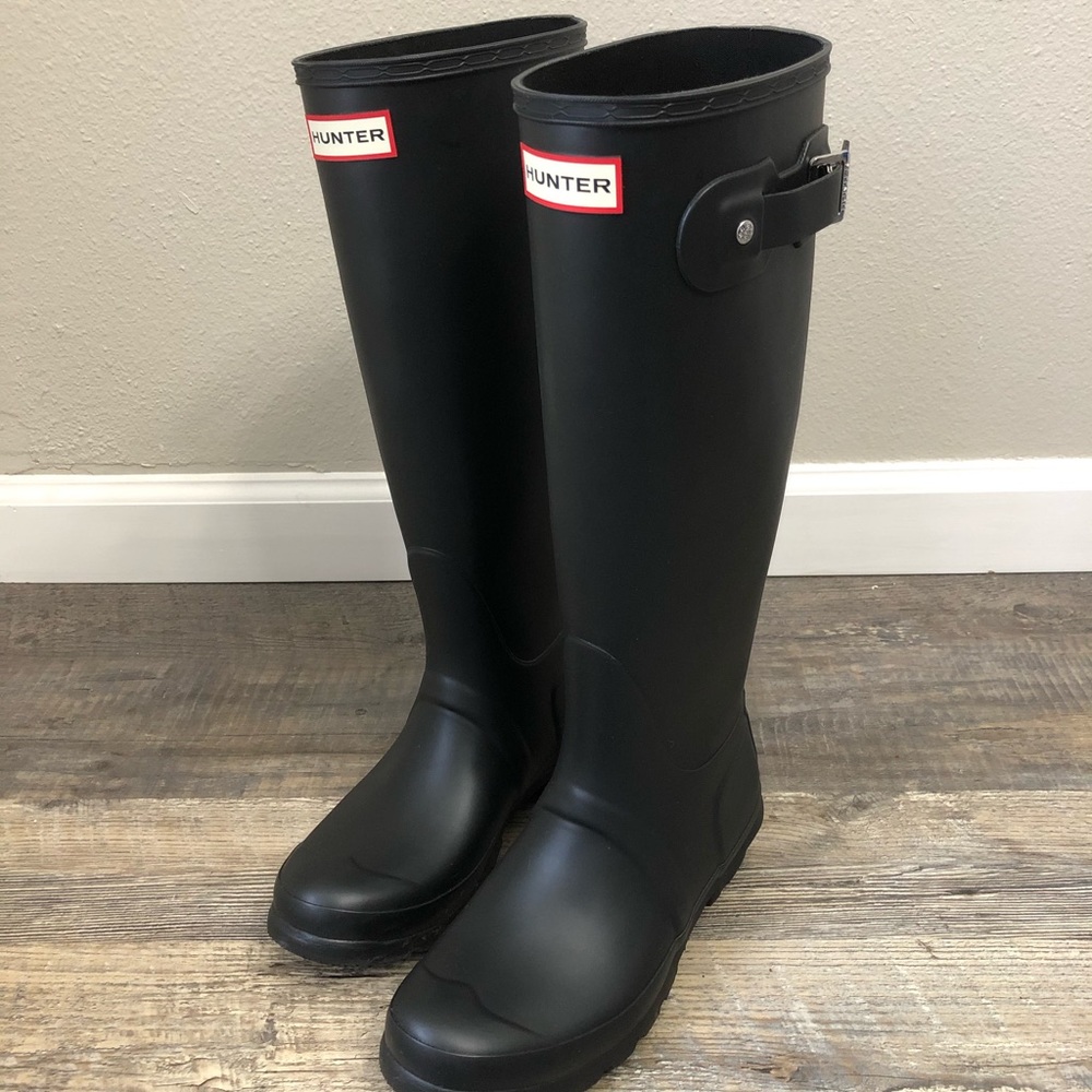 Hunter tall black rainboots